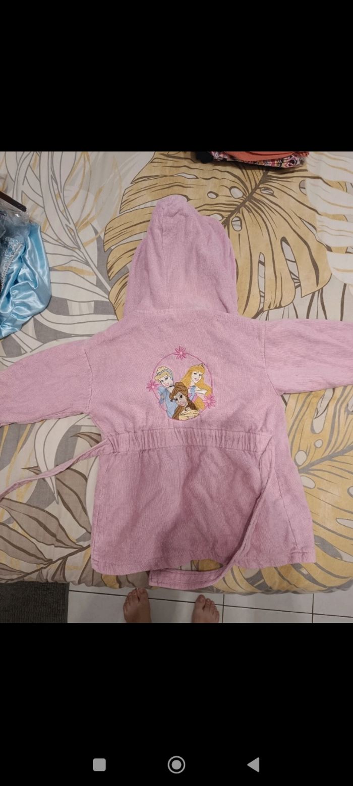 Lot vêtements fille taille 5 ans
