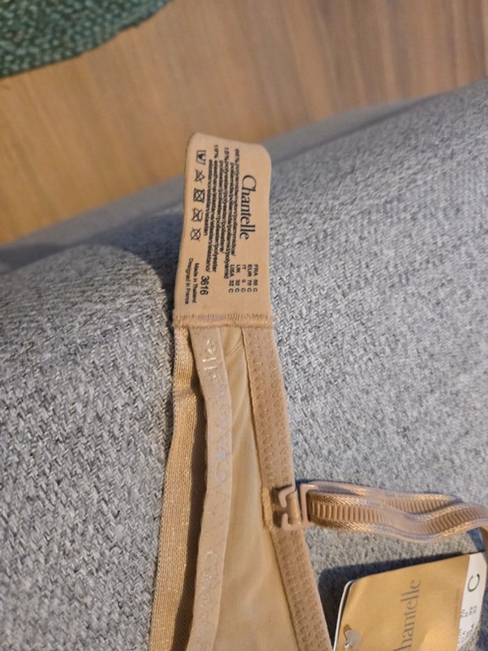 Soutien gorge chantelle 85c neuf avec étiquette - photo numéro 9
