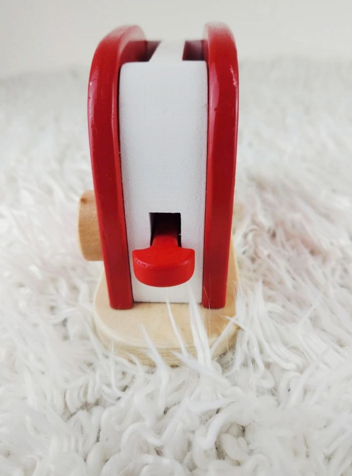 Set toaster en bois marque Vertbaudet 🎅 - photo numéro 6