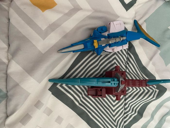 Power Rangers Zord Vehicle w/ Figure, SwordfishZord with Blue Ranger - photo numéro 2