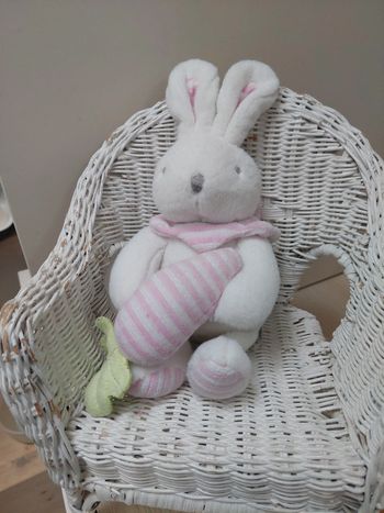 Interbaby - peluche lapin blanc et carotte rayée rose