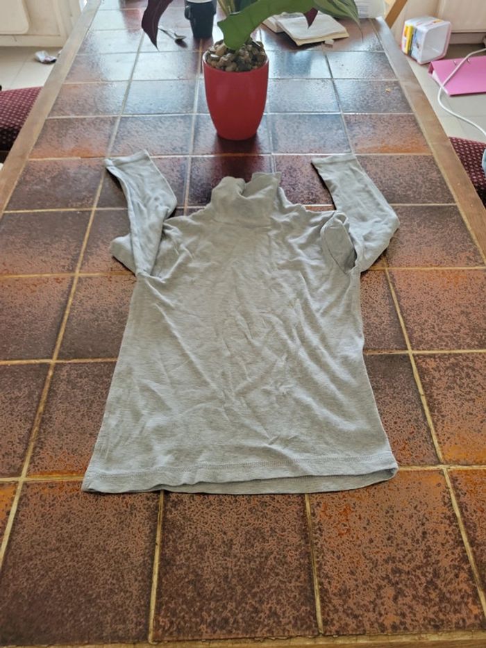 Tee shirt manche longue Col roulé