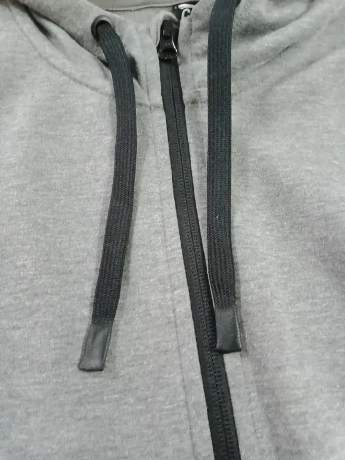 Veste grise - photo numéro 9