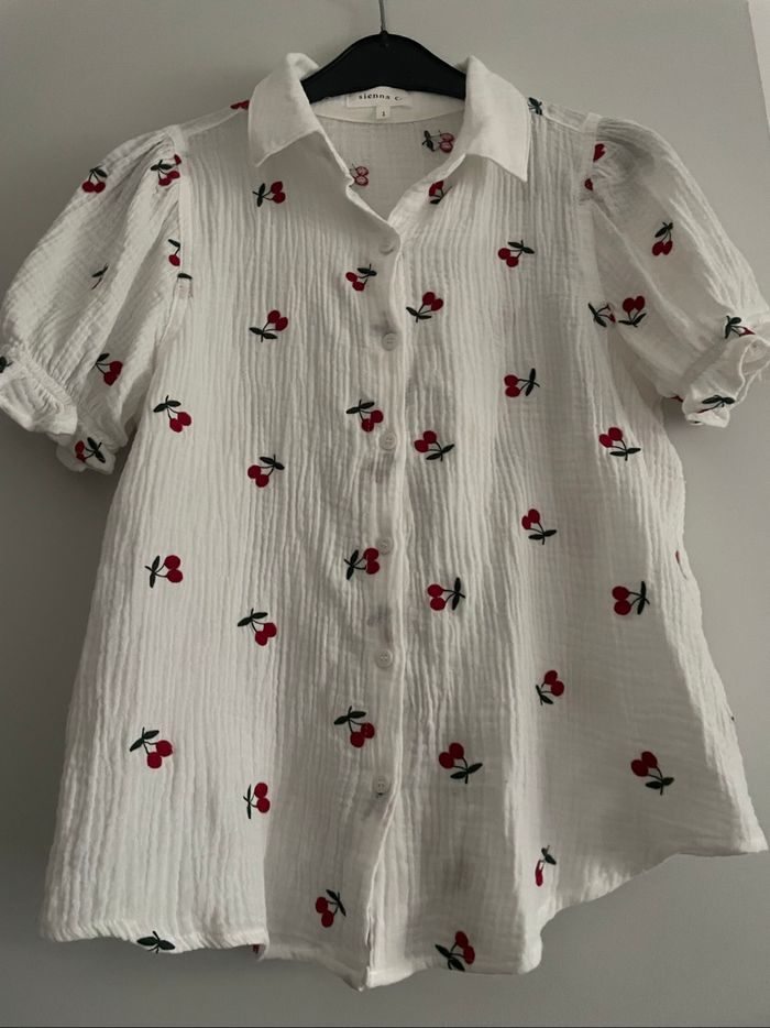 🌸 Chemise blanche à motifs cerises – Sienna C. 🍒 - photo numéro 5