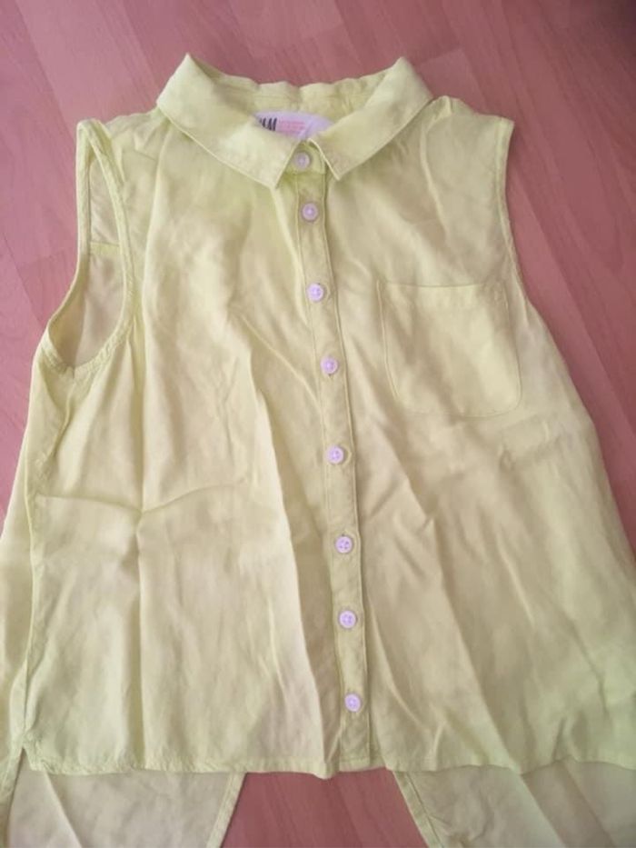 Chemisette H&M 8/9 ans (2€) - photo numéro 2