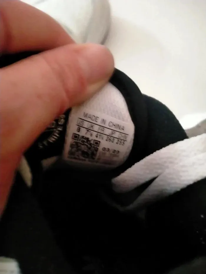 Sneakers Adidas Taille 41 ½ - photo numéro 4