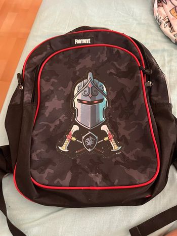 Sac à dos cartable fortnite chevalier noir