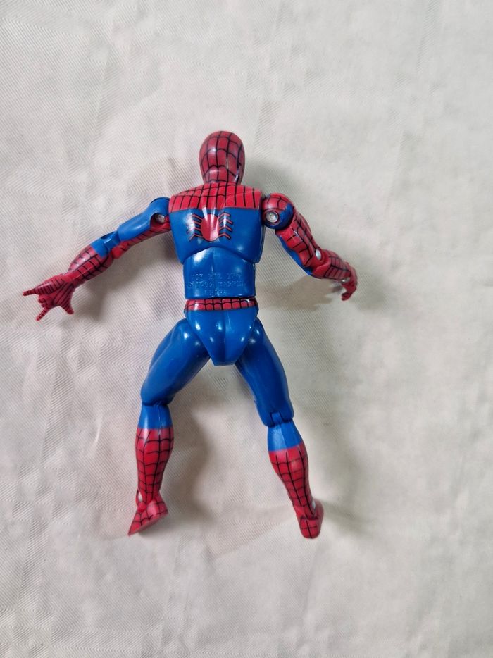 Figurine entièrement articulé  , Spiderman  , toy biz  , Marvel , 1992 - photo numéro 3