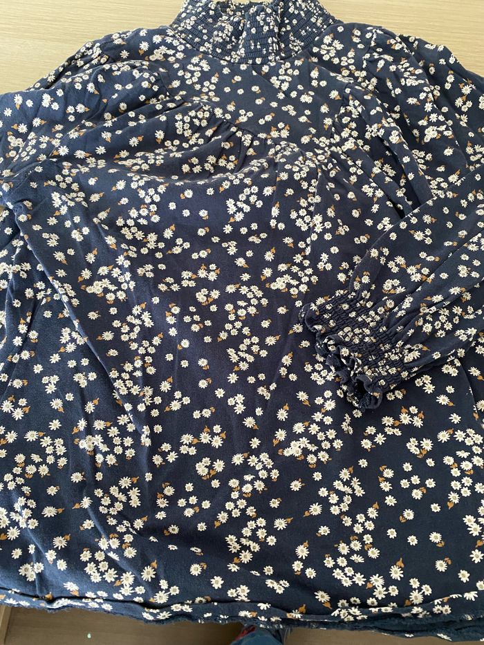 Tee shirt blouse col un peu montant - photo numéro 3