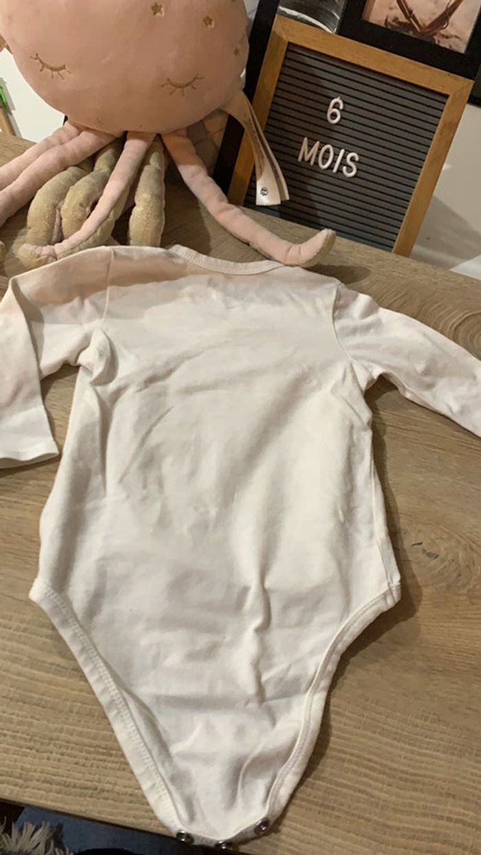 Body 6 mois - photo numéro 3