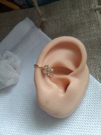Clip oreille bohème feuille zircons