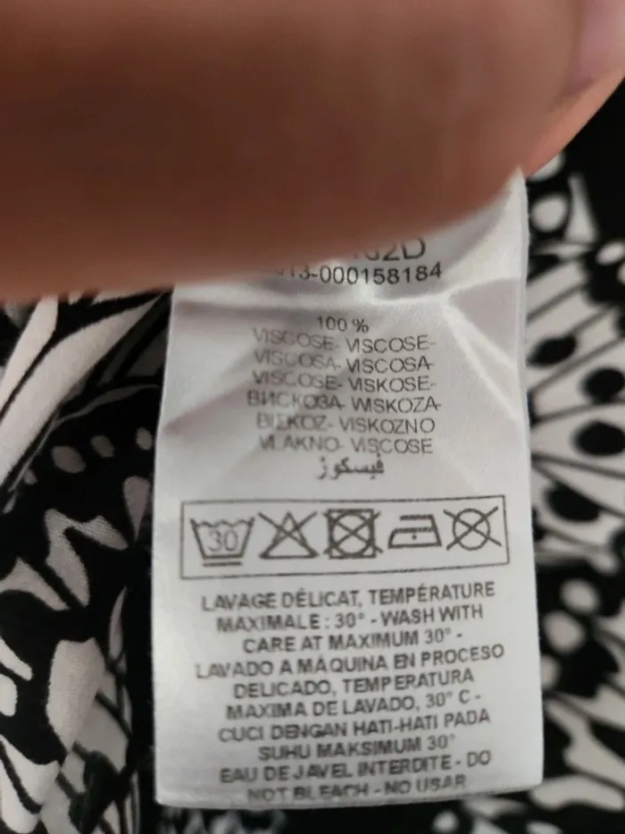 Jolie blouse fine Naf Naf taille 40 noire et blanche - photo numéro 7