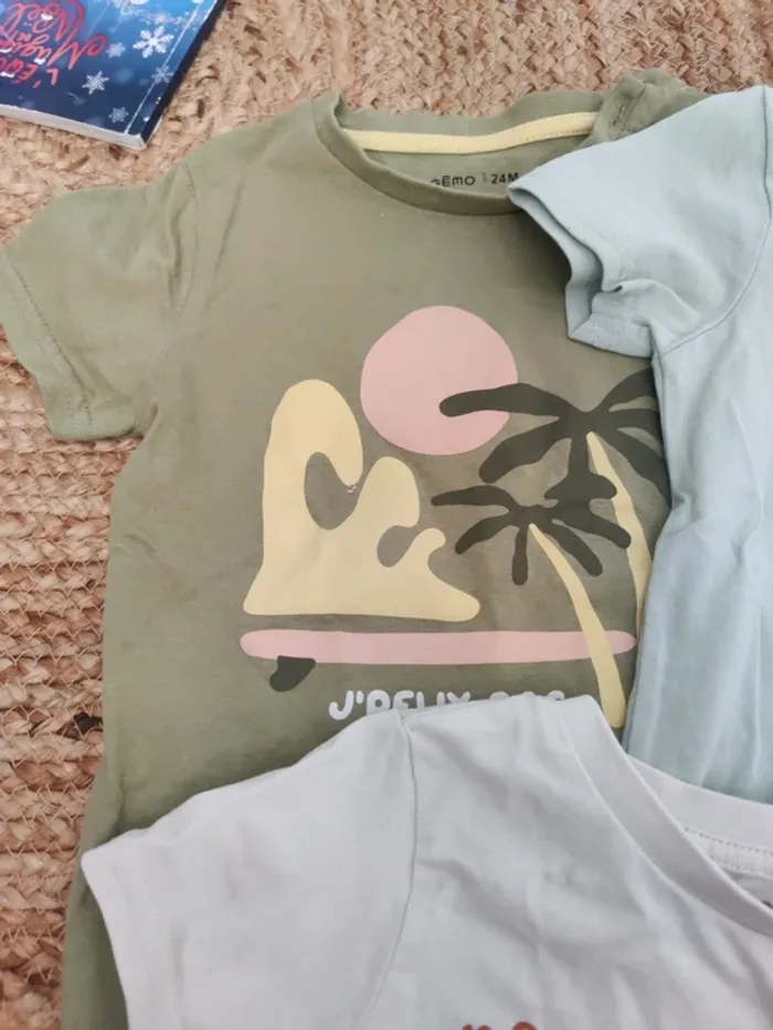 Lot t-shirt 24 mois - photo numéro 2