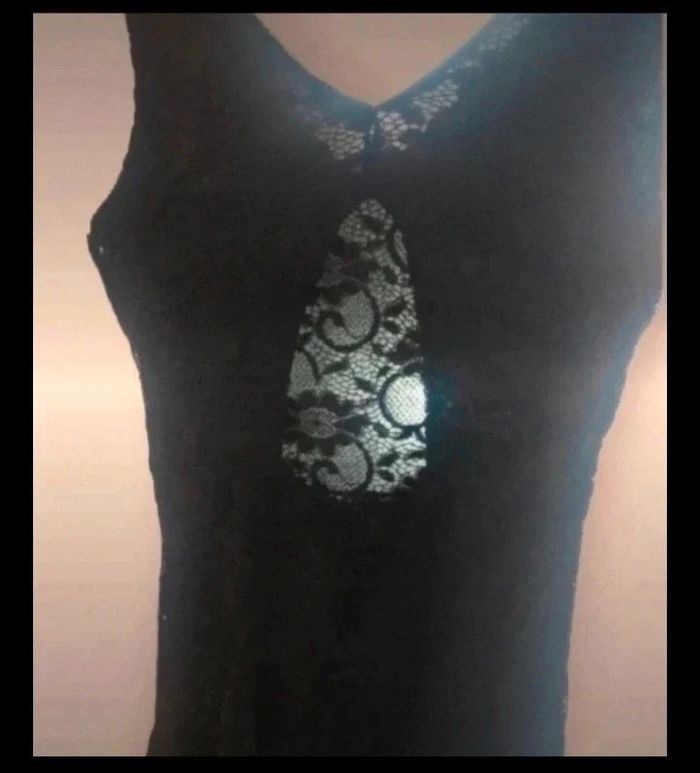 Magnifique robe noir à dentelles sexy et chic taille  s - photo numéro 5