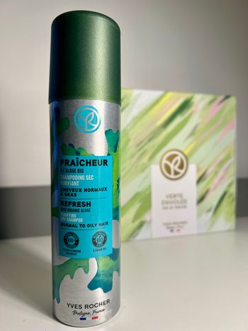 Shampoing sec Fraîcheur à l’algue bio – Yves Rocher