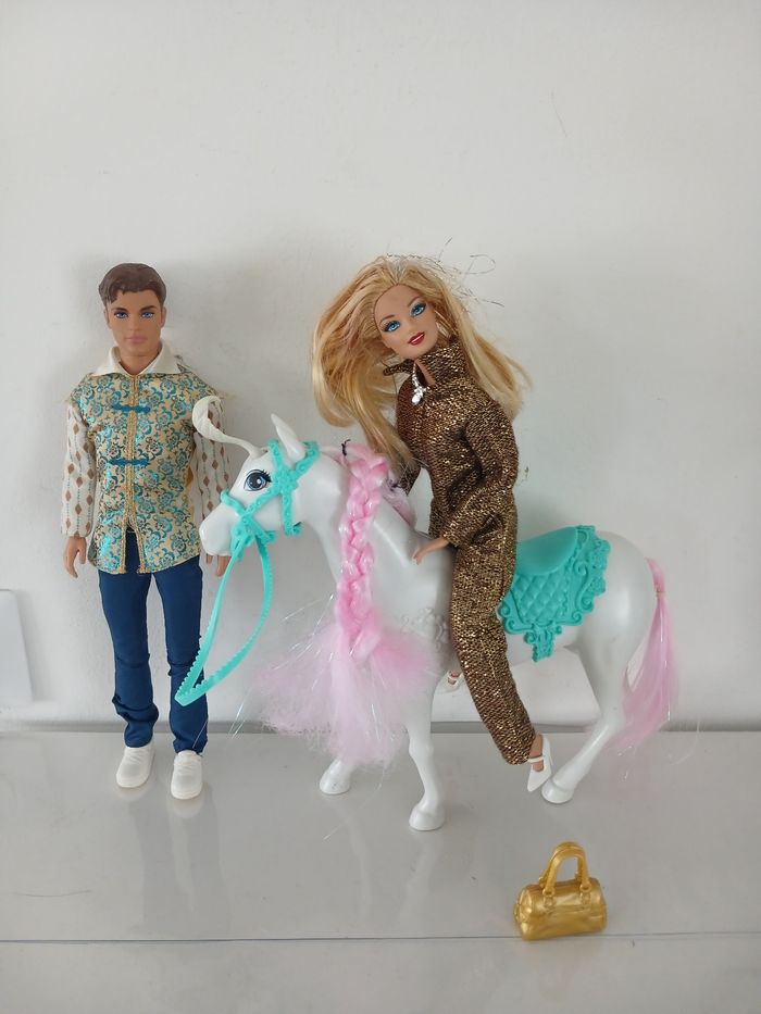 Lot Barbie & Ken avec Cheval et Accessoires - Mattel (1998 / 2007) - photo numéro 1