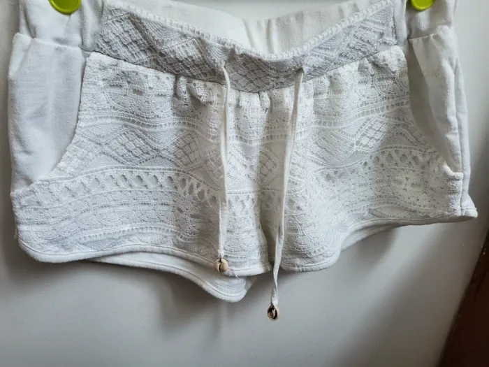 Short écru Taille 36 - photo numéro 2