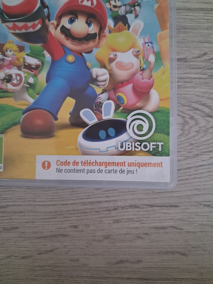 Jeu Nintendo Switch "Mario + lapins cretins kingdom battle" en tres bon etat - photo numéro 7