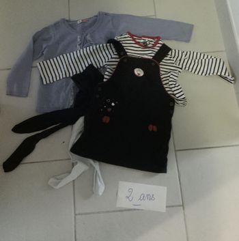Lot de vêtements fille 2ans
