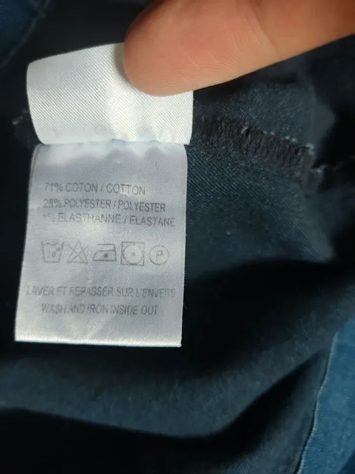 Robe mi-longue en jeans sans manches avec poches et empiècements bleu marine taille 38 Felino - photo numéro 11