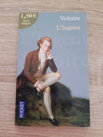 Livre de poche "L'ingénu" de Voltaire