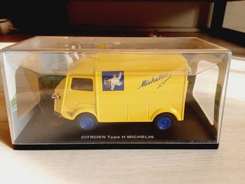 Petite voiture Citroën  type H Michelin Les petits utilitaires français 1950 - 1960