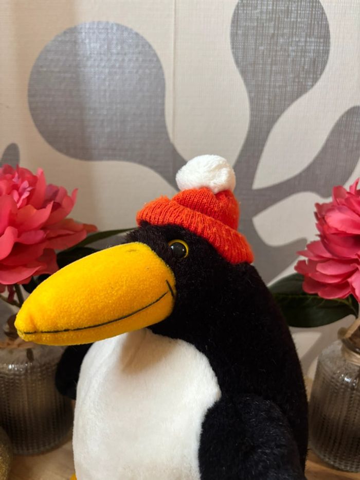🌺Peluche pingouin noir et blanc avec bonnet🌺 - photo numéro 2