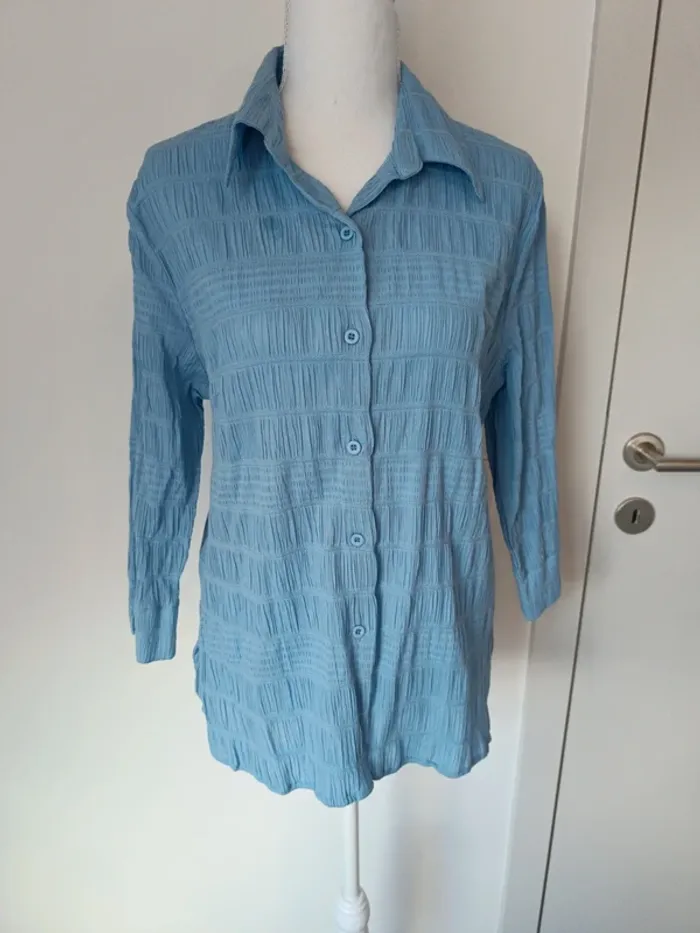 Chemise texturée bleu ciel damart – T. 40 (taille flexible)
