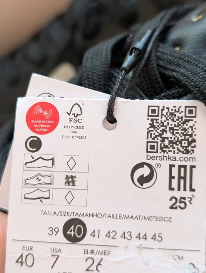 Bershka Basket homme Taille 40 Neuve - photo numéro 3