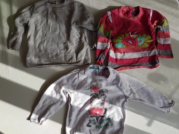 Lot 3 pulls fille 12 mois