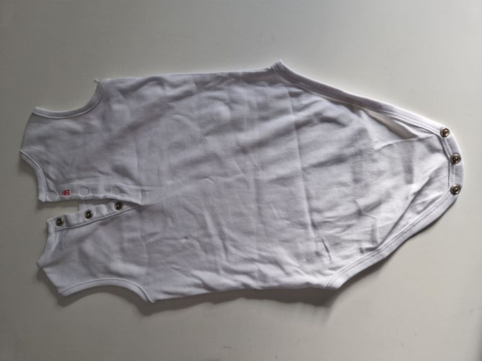 lot de 3 bodies débardeurs obaibi 24 mois - photo numéro 7