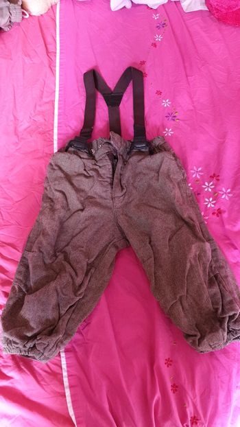 Pantalon avec bretelles