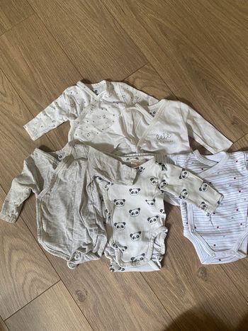 Lot 5 body ML 1 mois