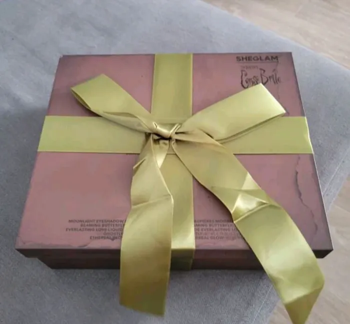 Magnifique coffret maquillage sheglam neuf - photo numéro 4