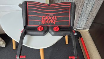 Marche pied pour poussette 