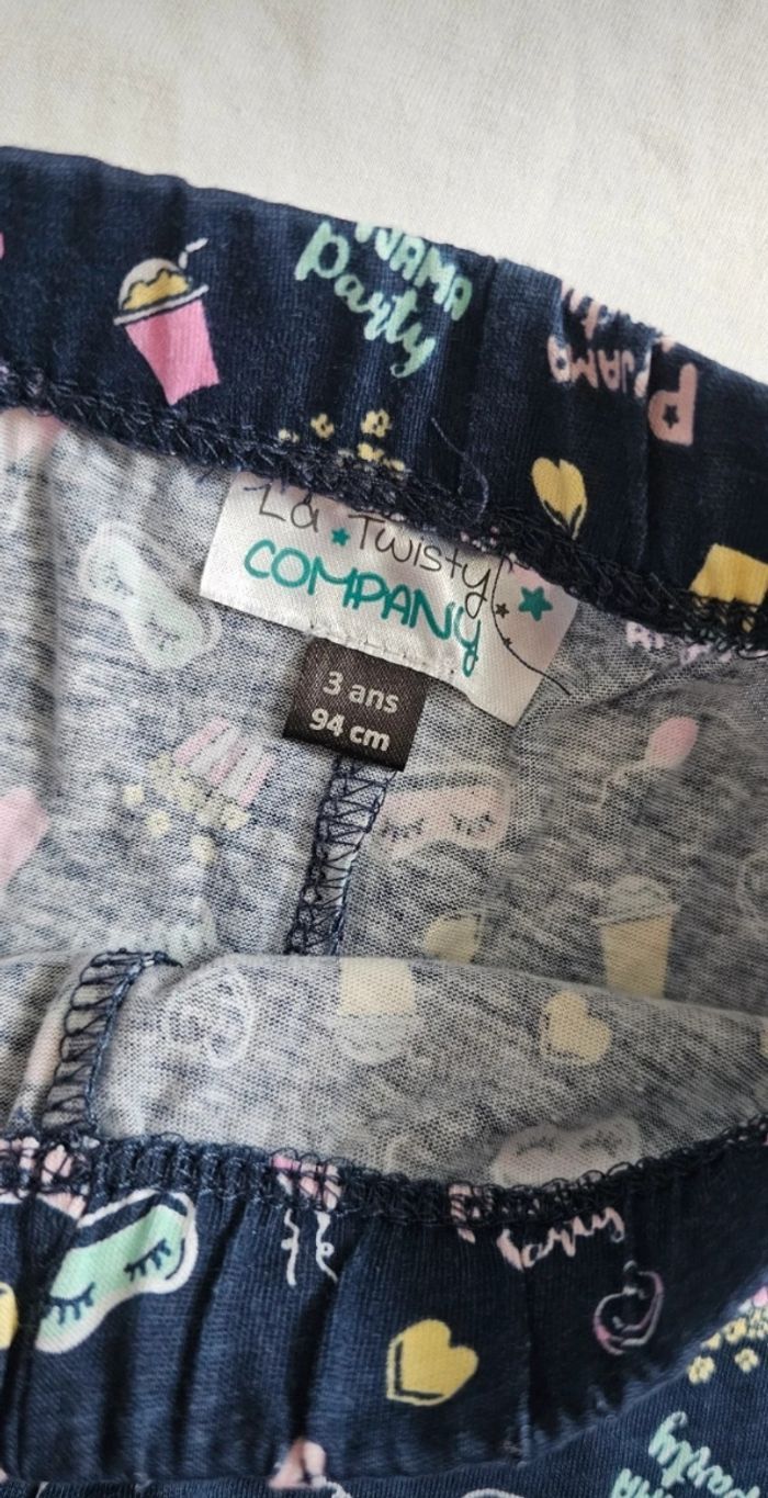 Pyjama deux pièces enfant 3 ans Neuf - photo numéro 4