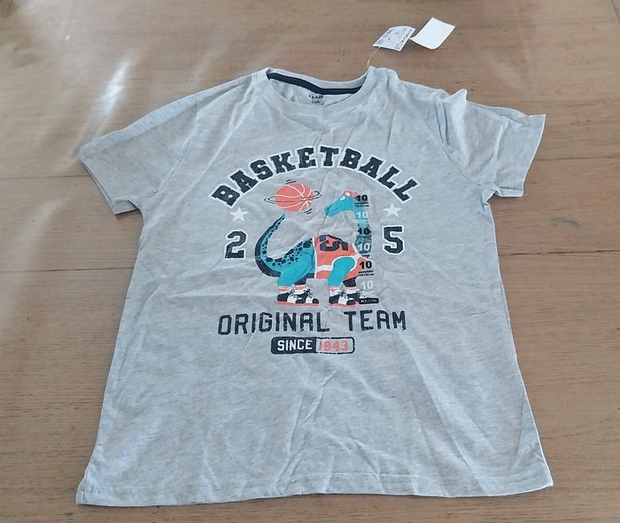 Lot de 11 hauts mc garçon 10ans neufs - photo numéro 6