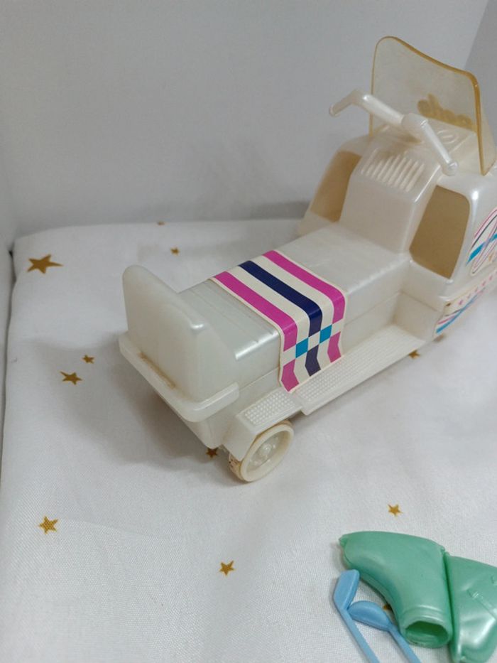 Motoneige snowmobile snow sport d'hiver winter raquette golf barbie Steffi perle poupée doll - photo numéro 9