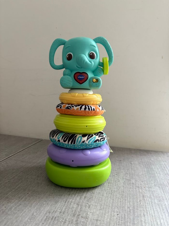 Anneaux à empiler - Nino, l’éléphanteau