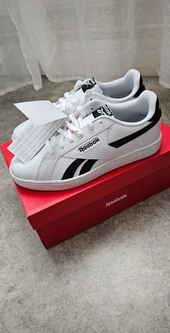 Basket enfant Reebok neuves - Taille 38