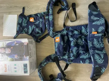 Portage préformé prefo de la marque Tula modèle Explore coloris Everblue
