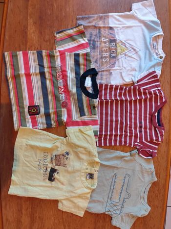 Lot de 5 tee shirts courtes manches taille 12mois divers marques