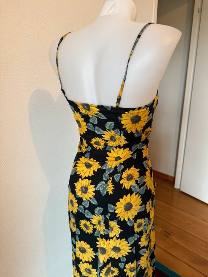 Robe en très bon état taille XS H&M - photo numéro 5