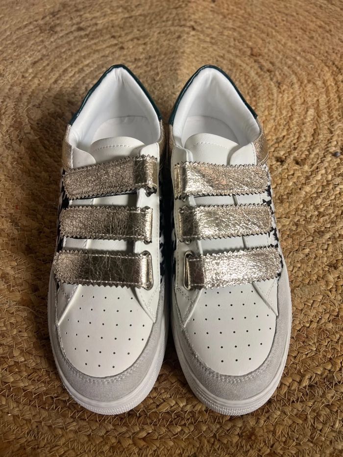 Baskets femme Findlay taille 40 blanche à carreaux à scratch dorés - photo numéro 2