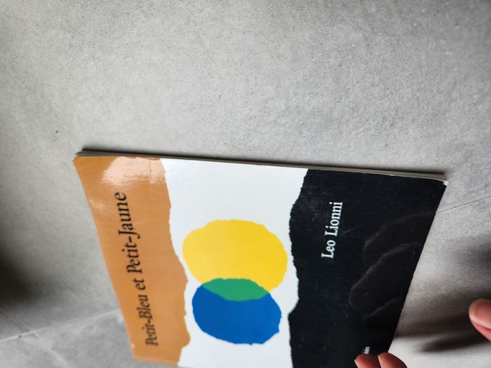 Livre enfant souple : Petit bleu et petit jaune - photo numéro 4