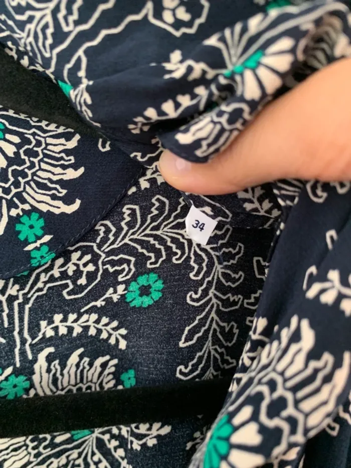 Robe chemise longue avec ceinture Claudie Pierlot taille 34/36 - photo numéro 5