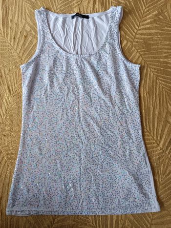 Haut blanc sequins