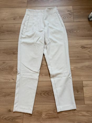 Pantalon taille haute 36 Zara blanc cassé