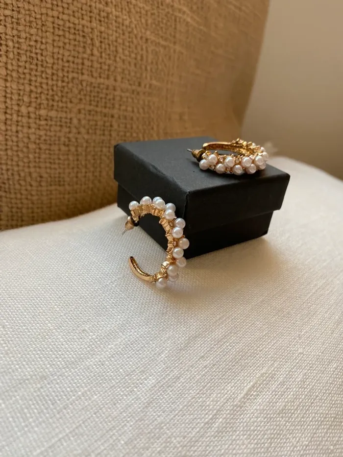 Boucle d'oreille doré SHEIN - photo numéro 2