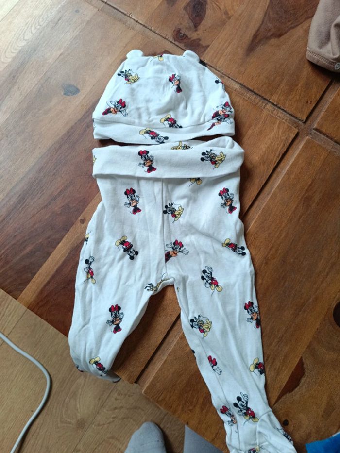 Pantalon et bonnet